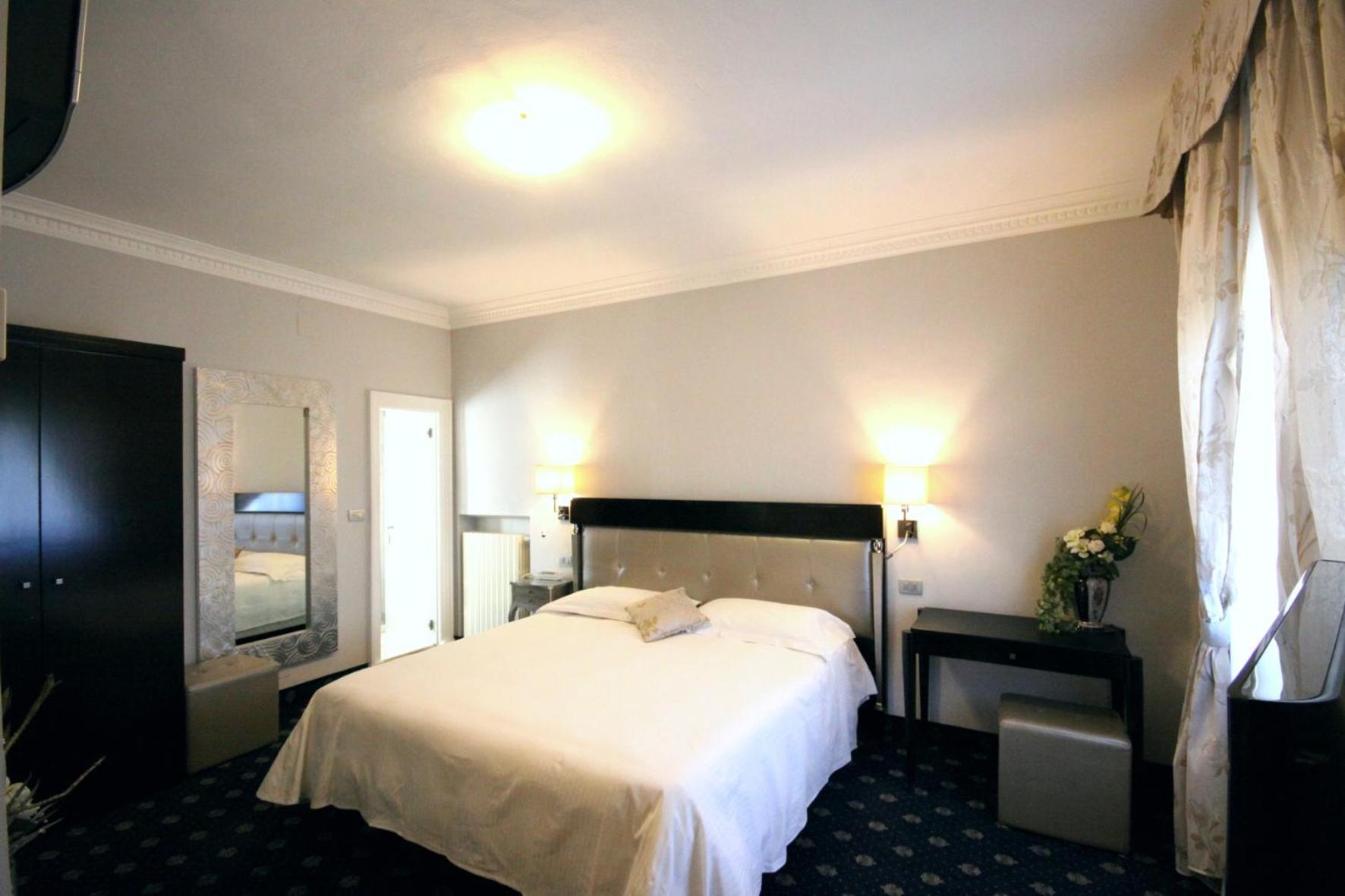 Sangallo Hotel มอนเต ซาน ซาวิโน ภายนอก รูปภาพ